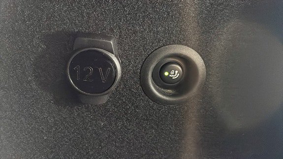 Vehicle Image 24