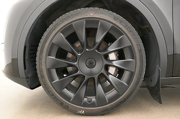 Vehicle Image 27