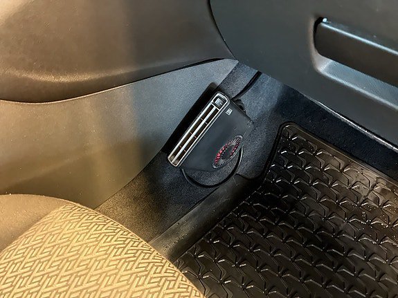 Vehicle Image 17