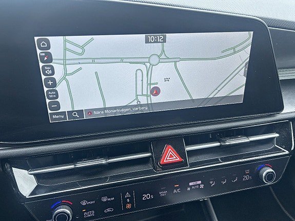 Vehicle Image 11