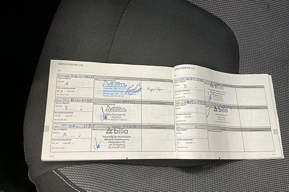 Vehicle Image 22