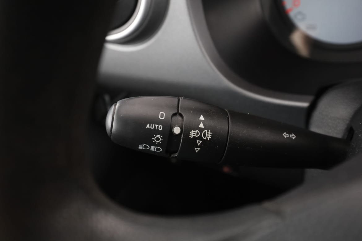 Vehicle Image 33
