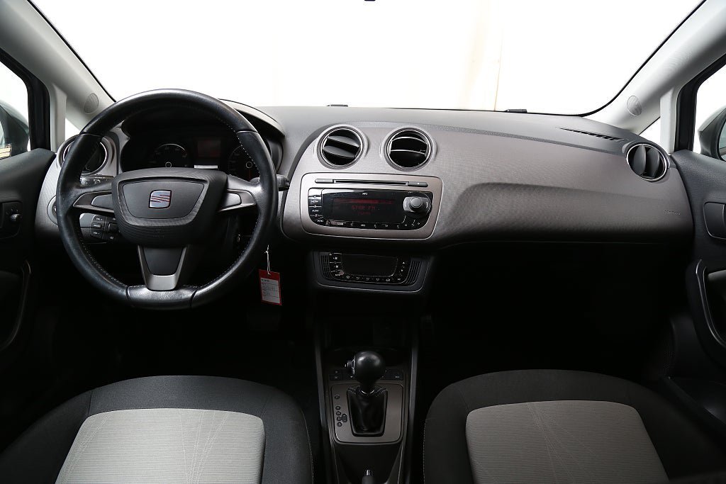 Vehicle Image 14
