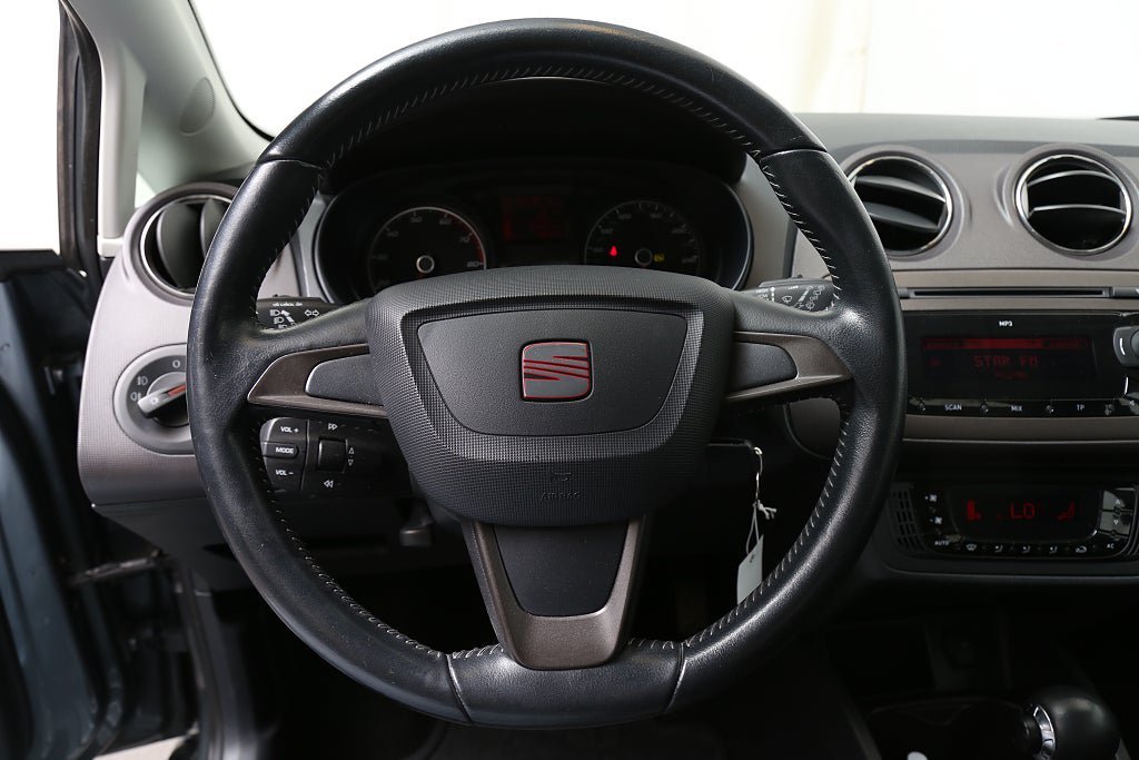 Vehicle Image 16