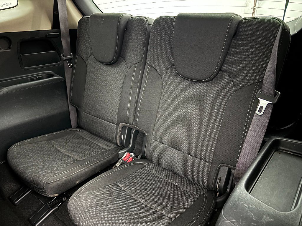 Vehicle Image 17
