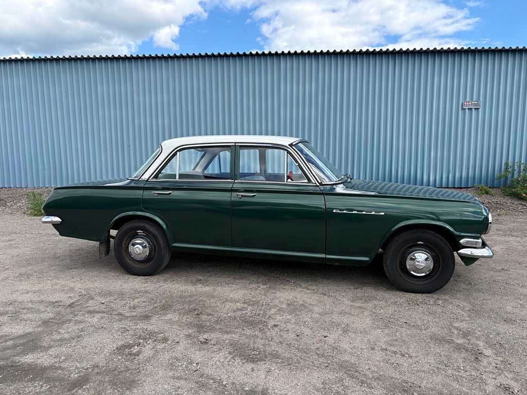 Vehicle Image 9