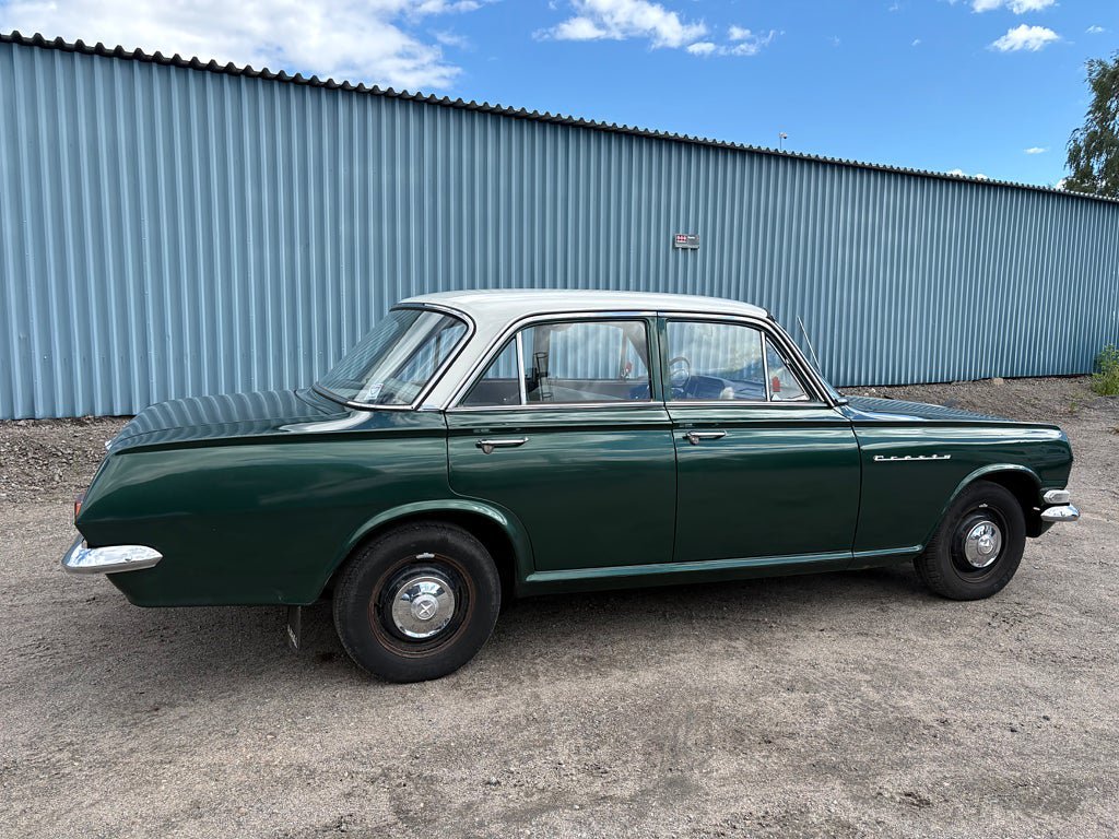 Vehicle Image 21