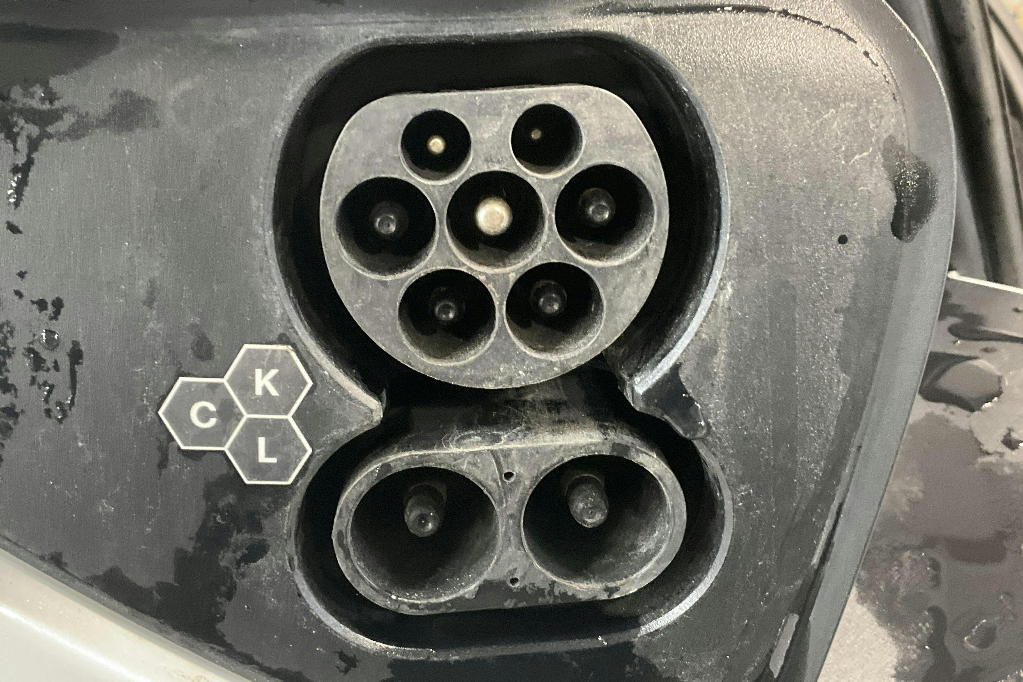 Vehicle Image 17