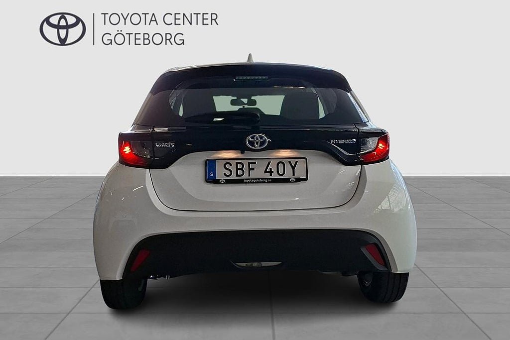 Vehicle Image 7