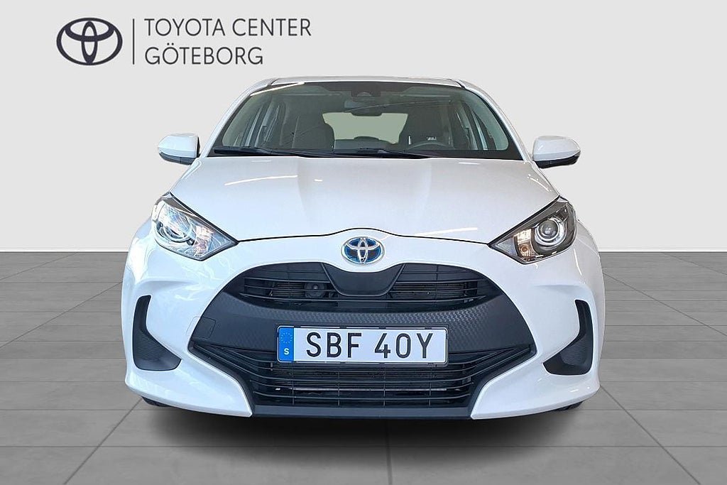 Vehicle Image 8