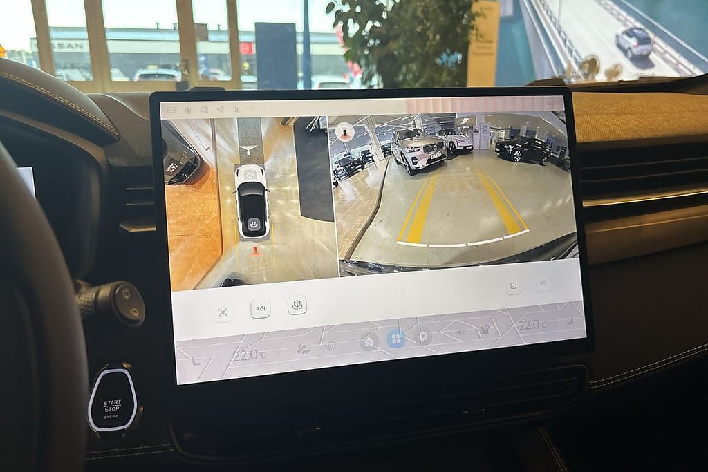 Vehicle Image 21