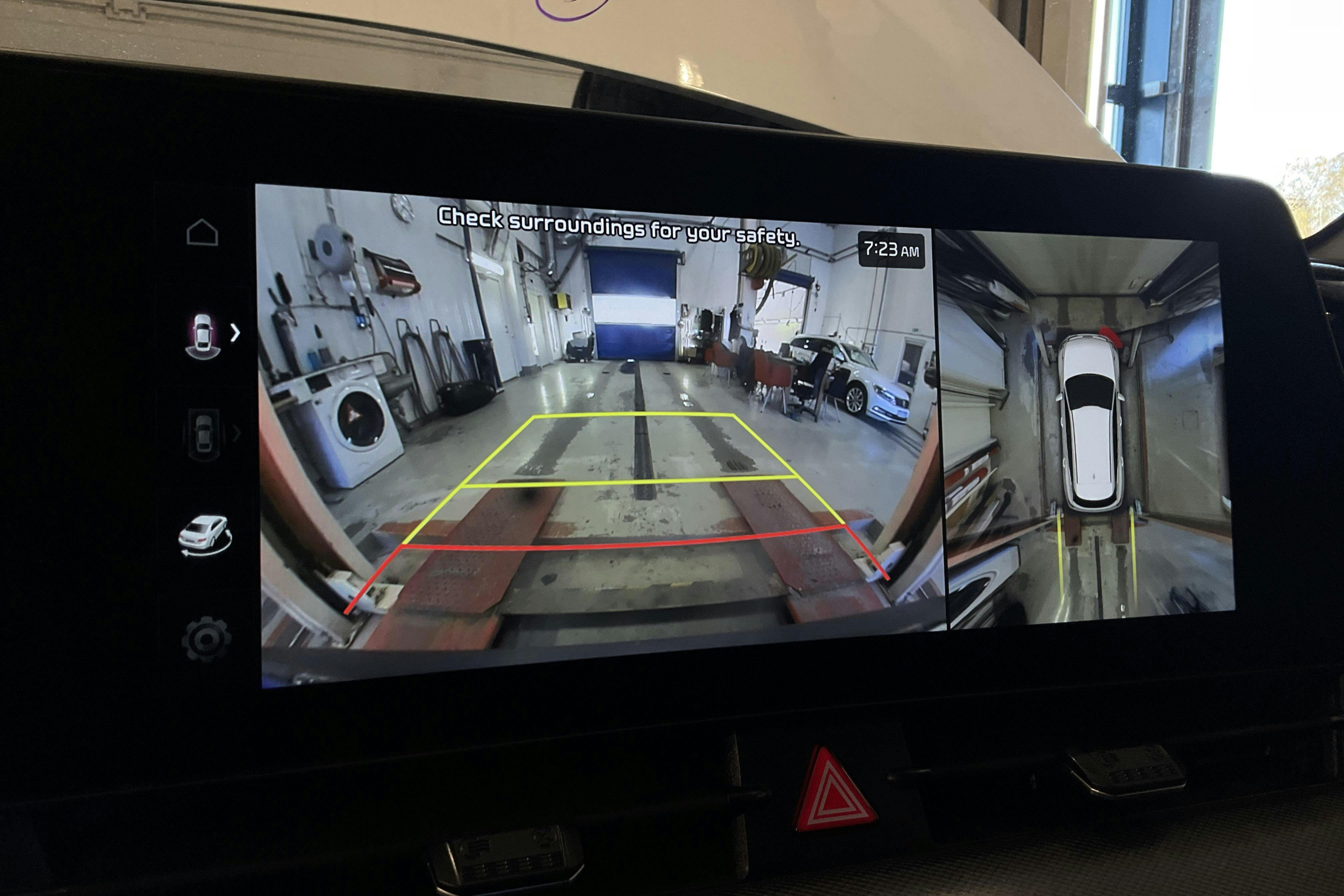 Vehicle Image 11