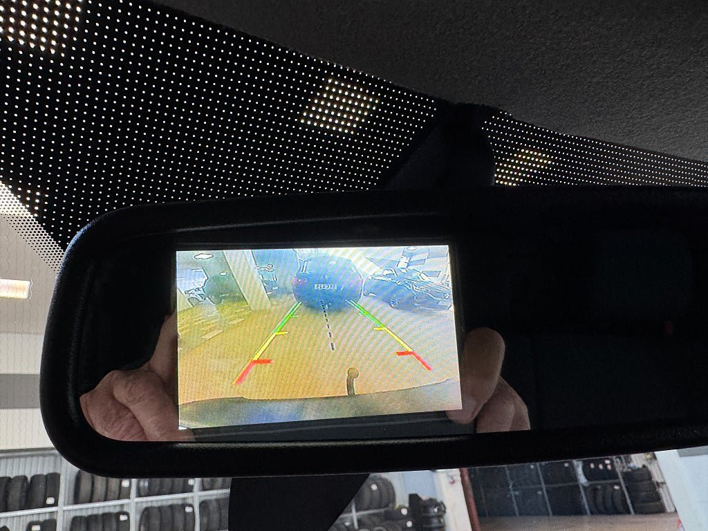 Vehicle Image 12