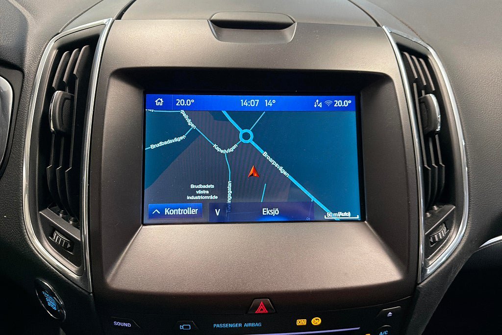 Vehicle Image 17