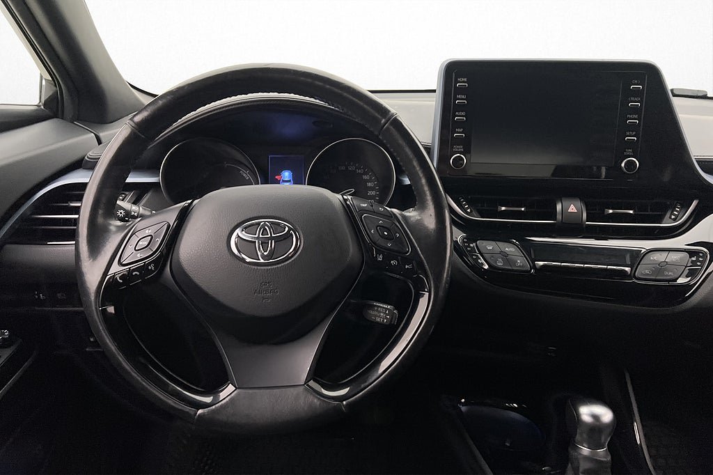 Vehicle Image 11