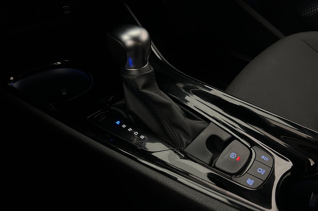 Vehicle Image 22