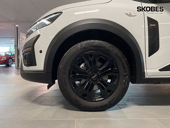 Vehicle Image 17