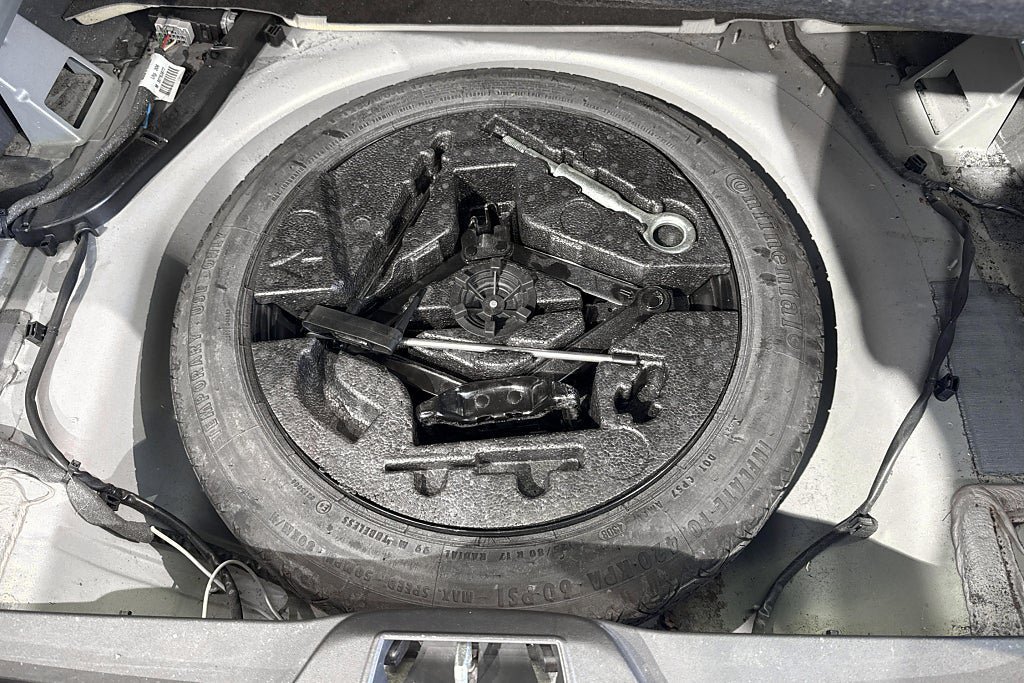Vehicle Image 19