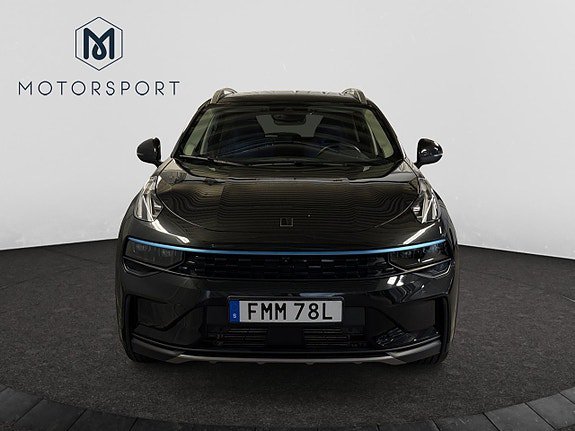Vehicle Image 10