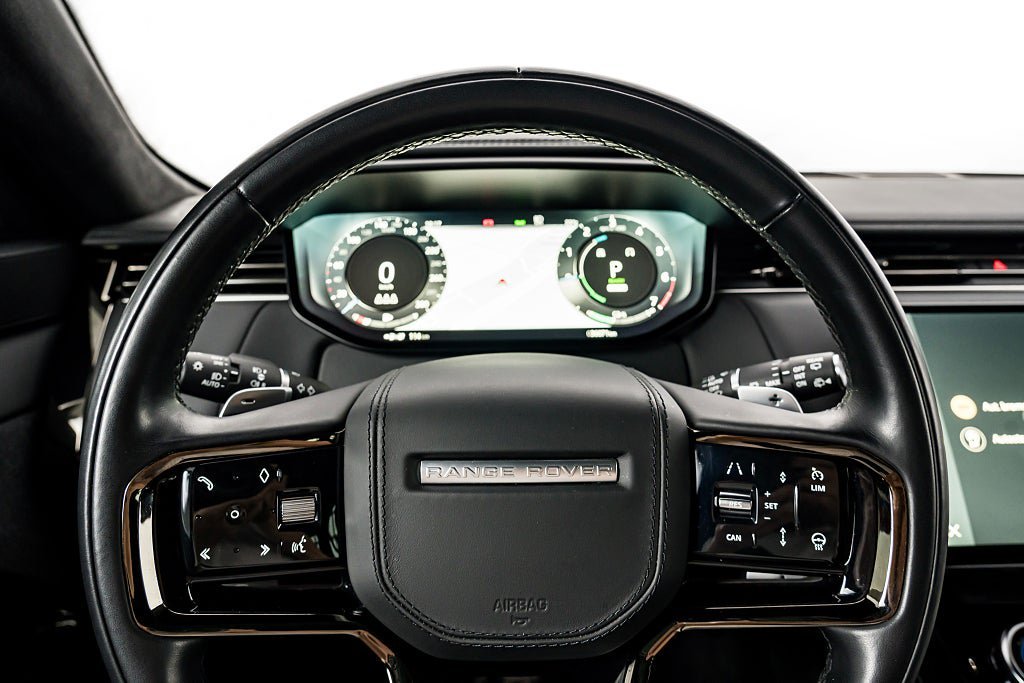 Vehicle Image 16