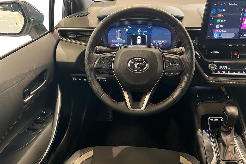 Vehicle Image 11