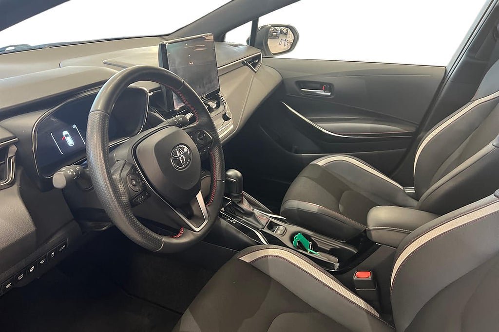 Vehicle Image 14