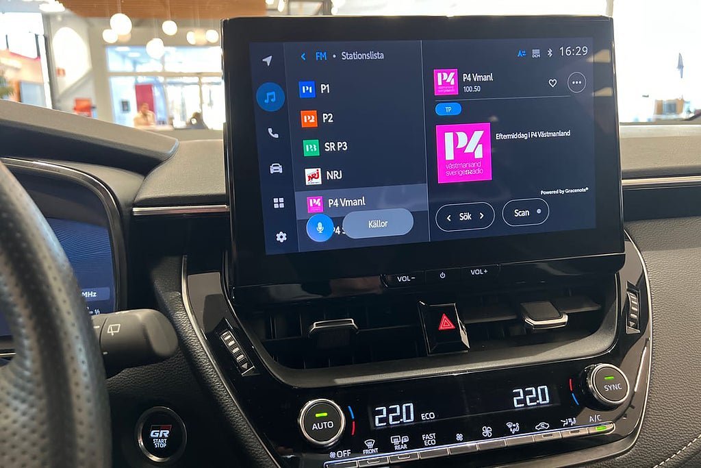 Vehicle Image 15