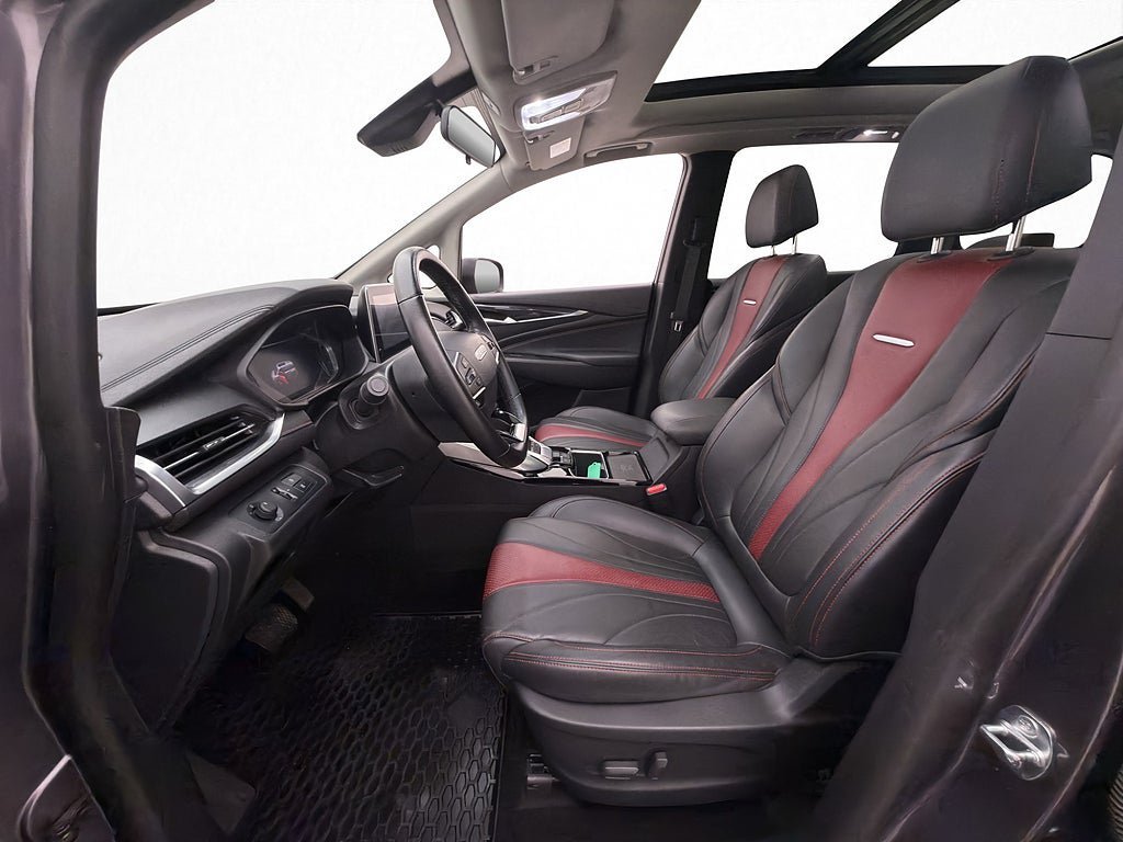 Vehicle Image 11