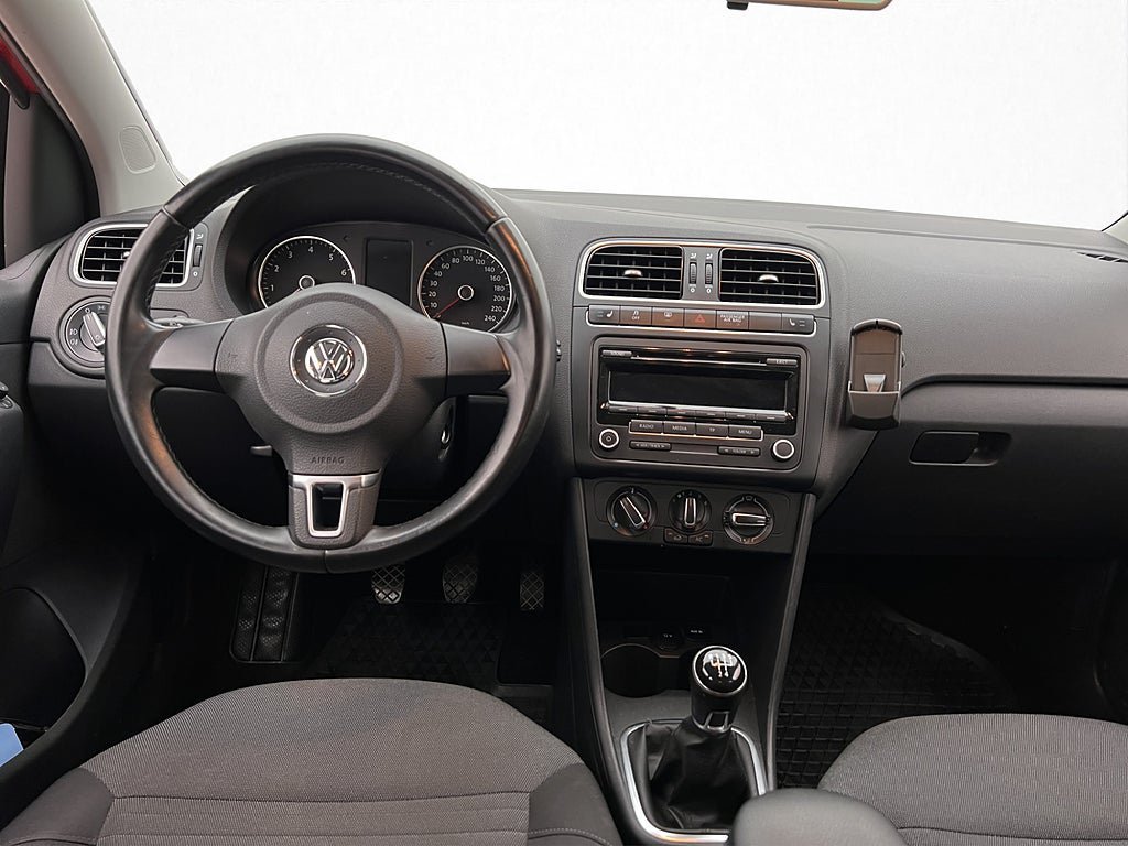 Vehicle Image 12