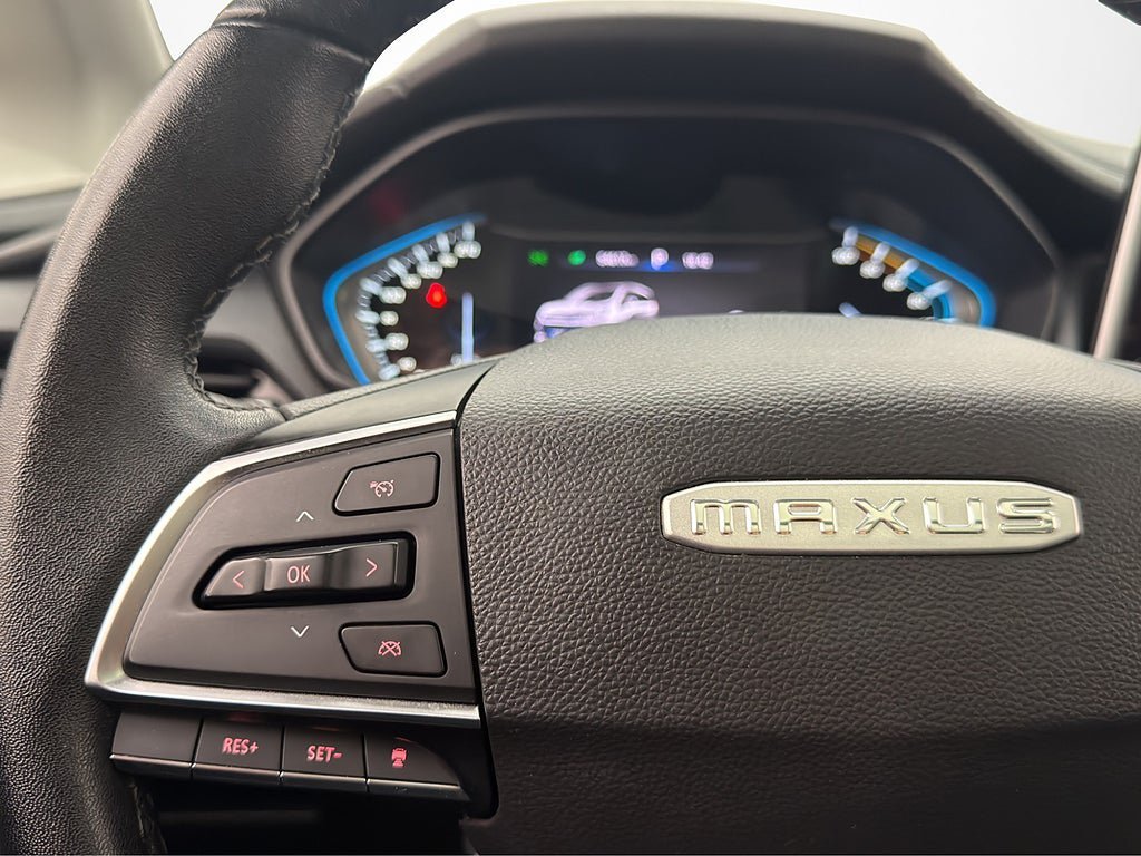 Vehicle Image 24