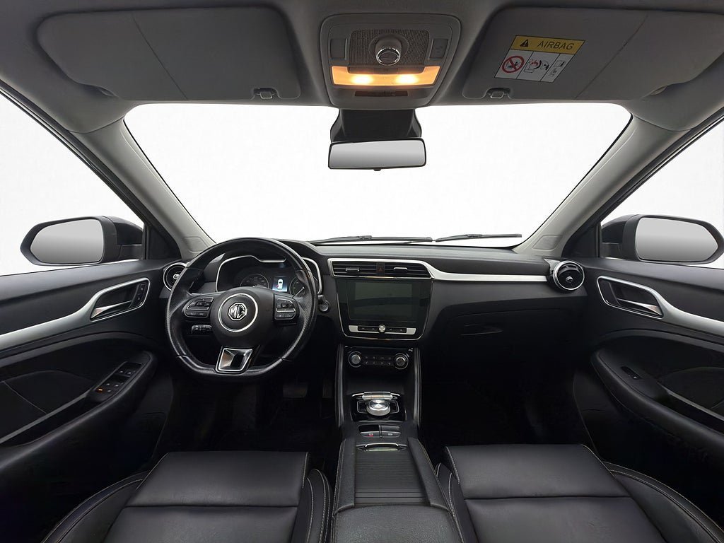 Vehicle Image 11