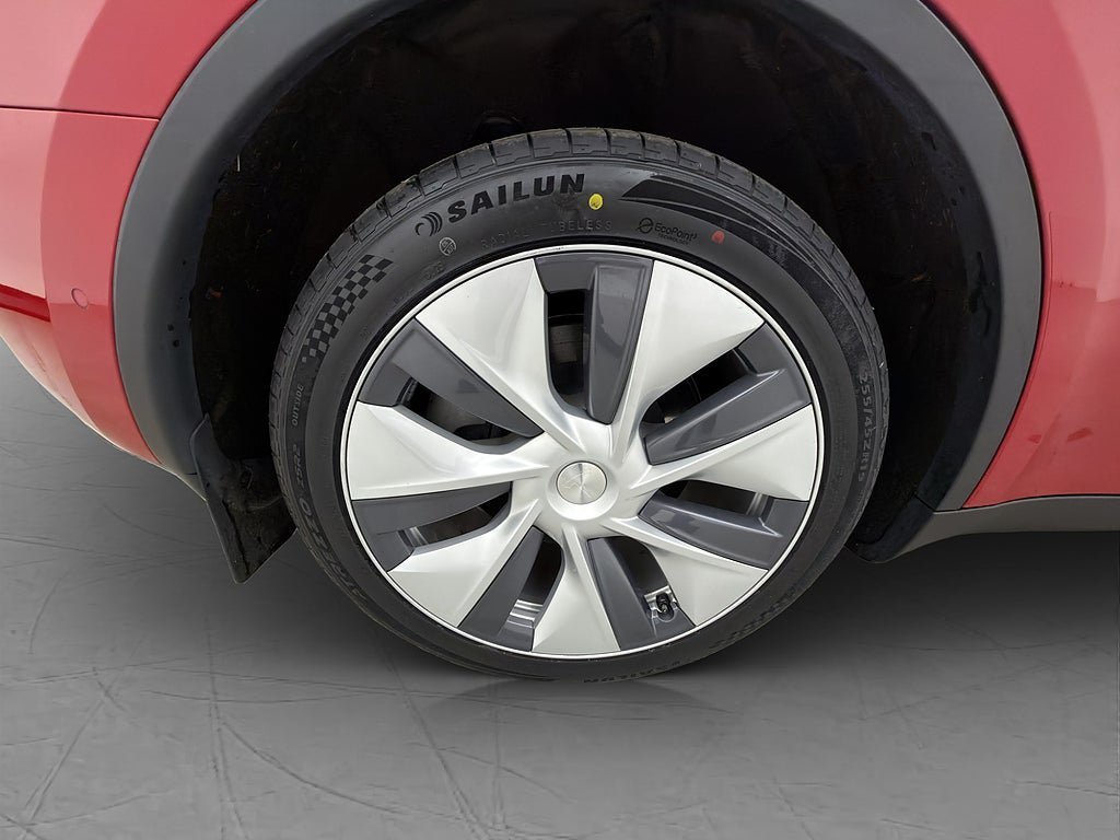 Vehicle Image 26
