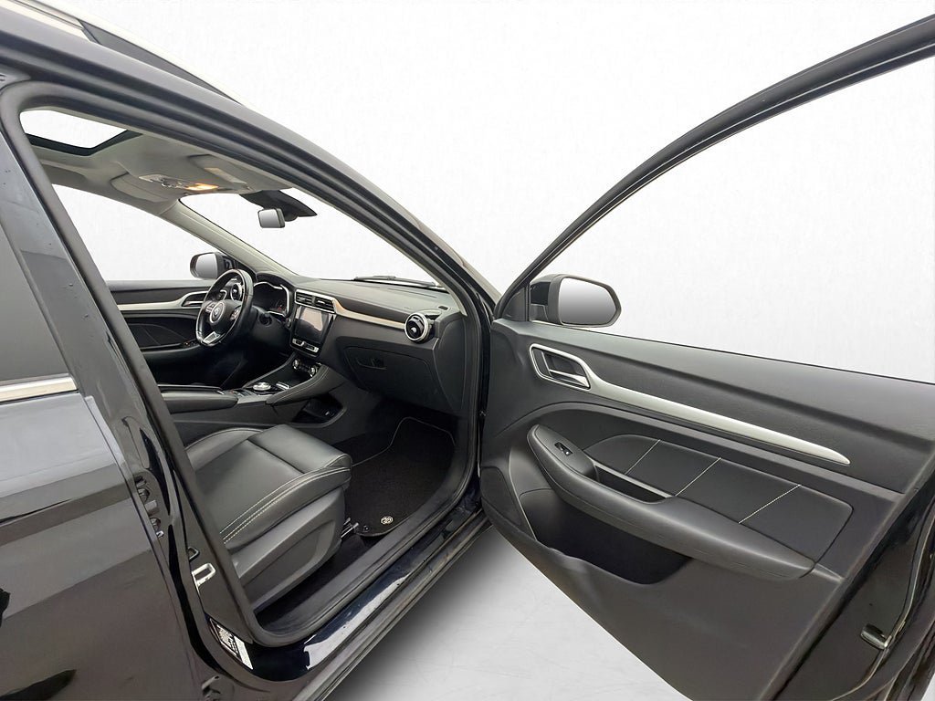 Vehicle Image 18