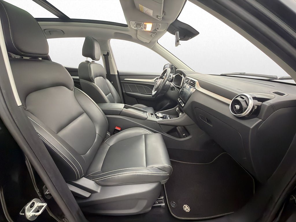 Vehicle Image 19