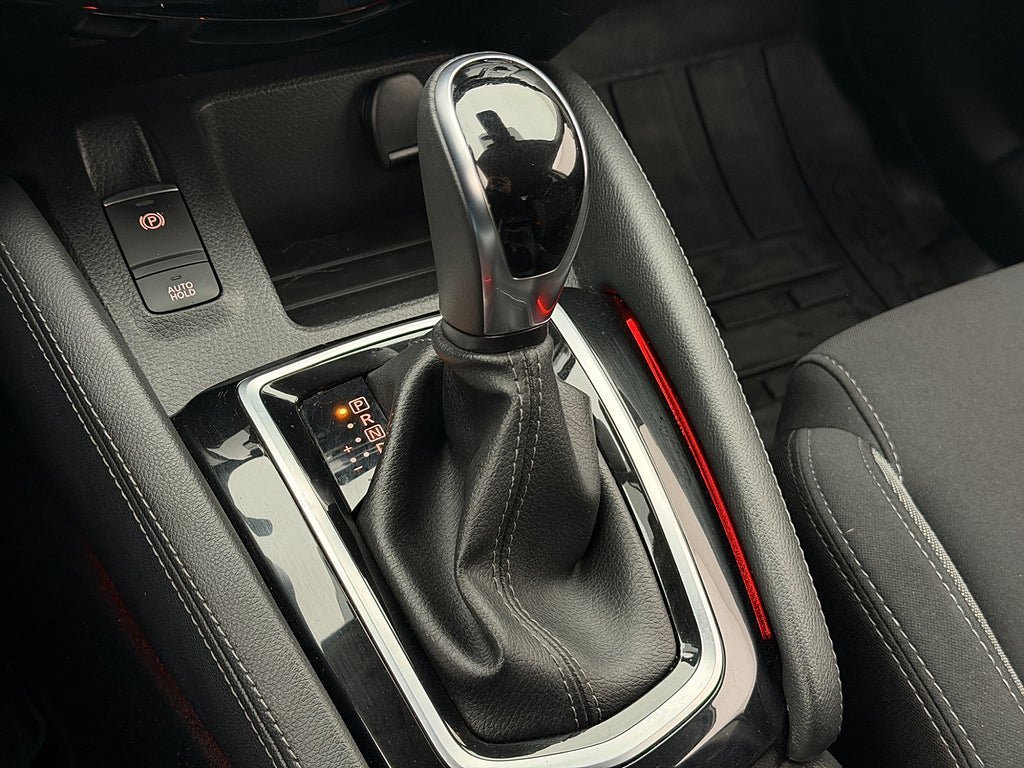 Vehicle Image 24