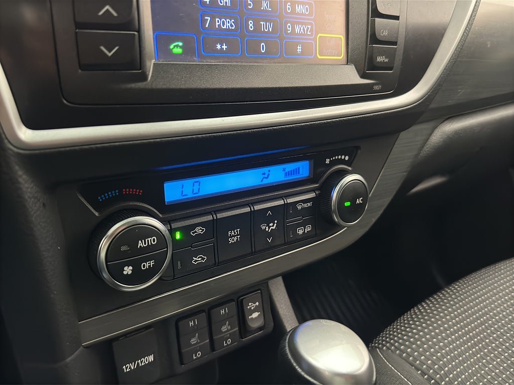 Vehicle Image 22