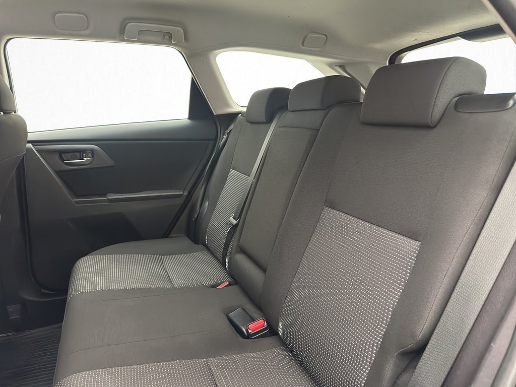 Vehicle Image 26