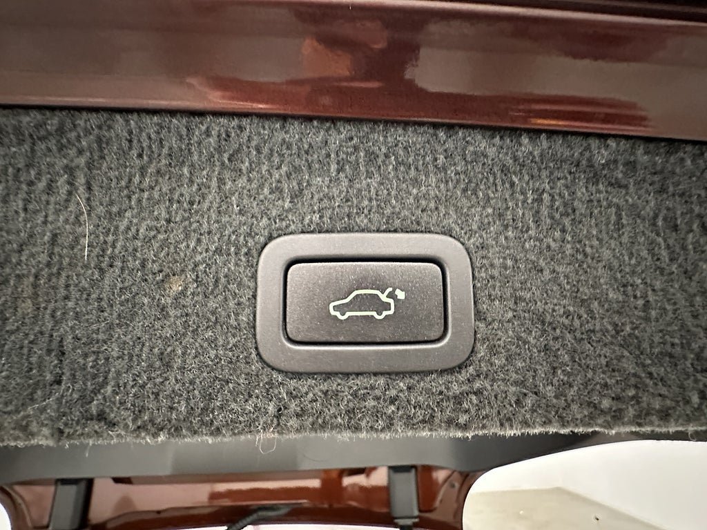 Vehicle Image 28