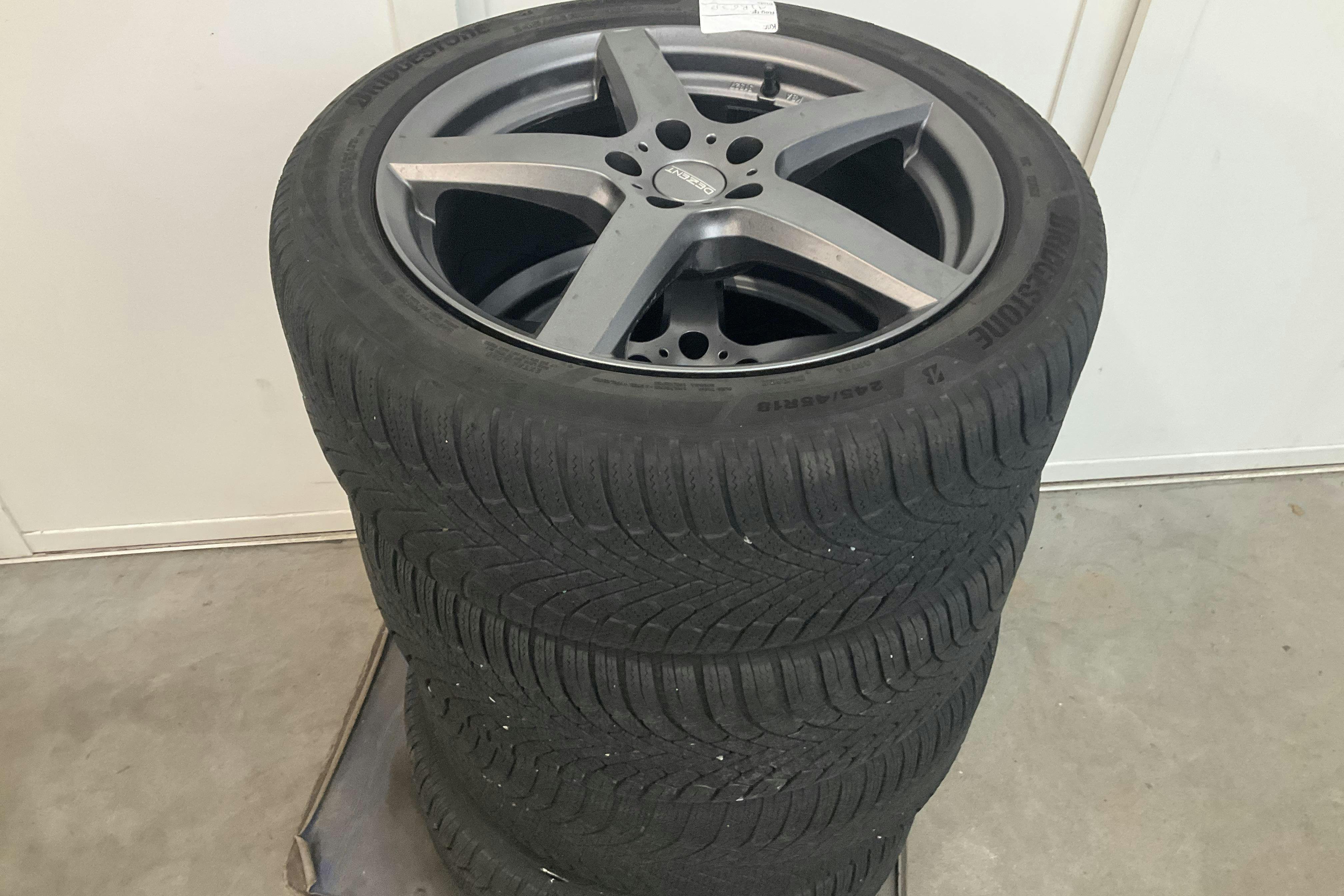 Vehicle Image 15