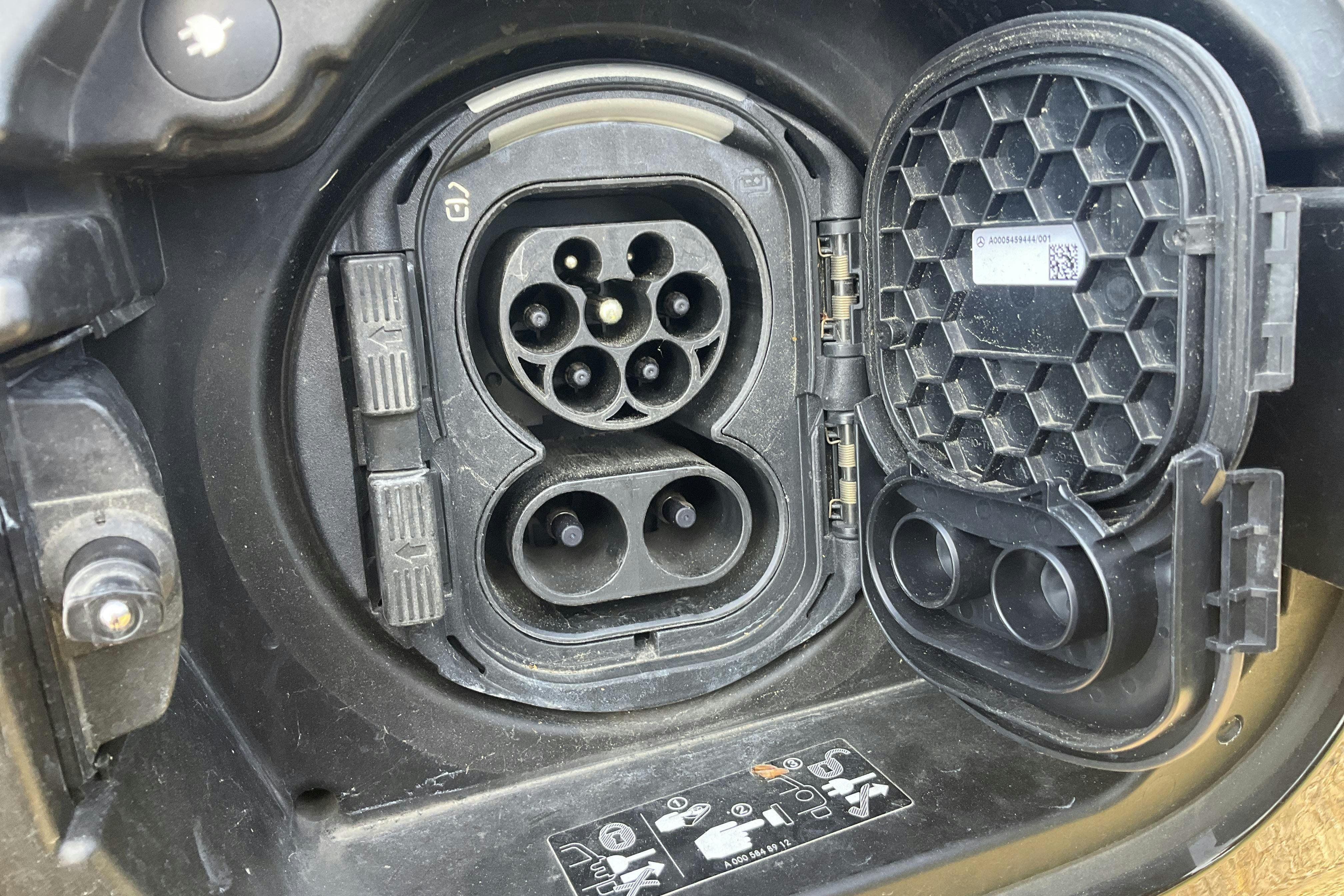 Vehicle Image 17