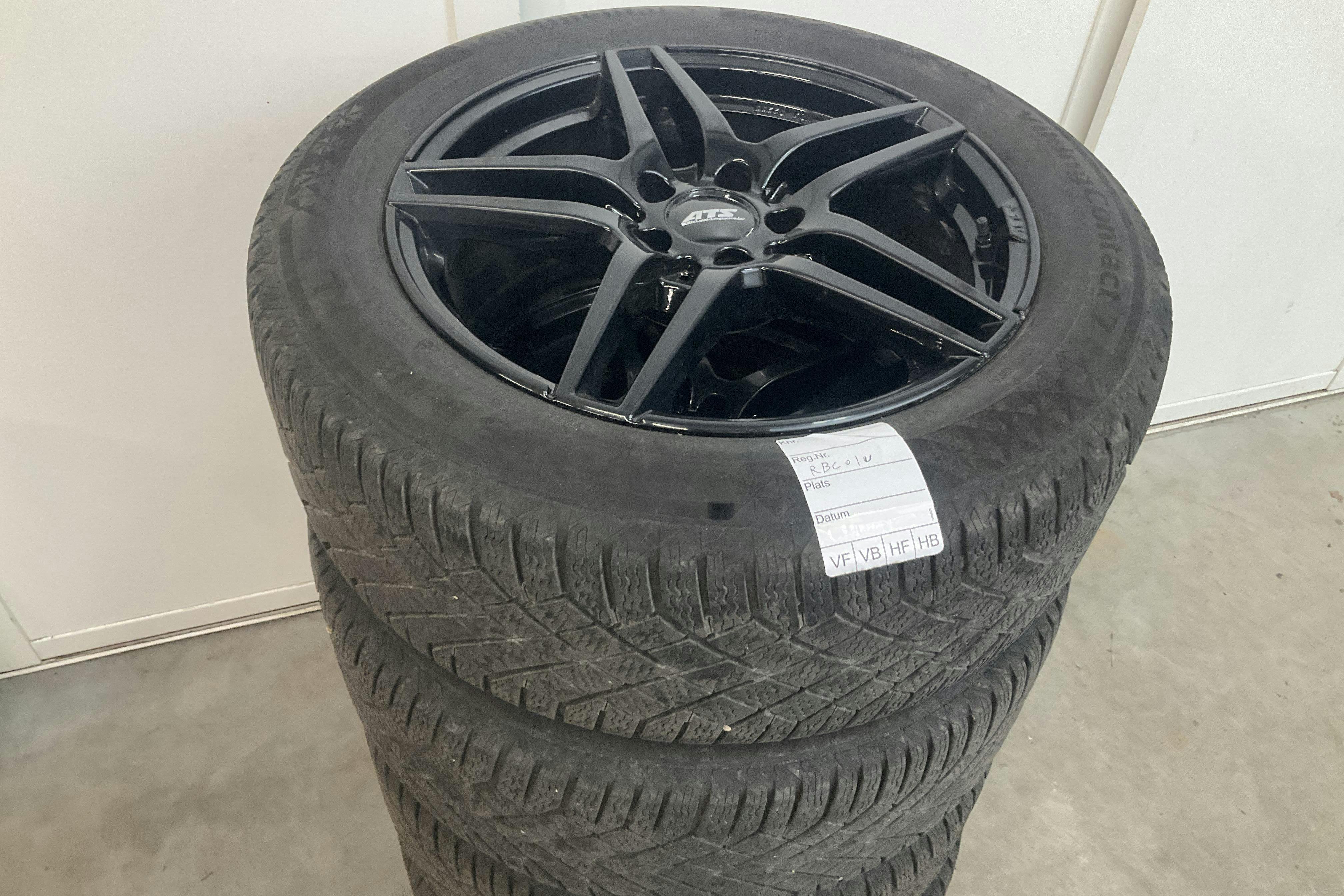Vehicle Image 18