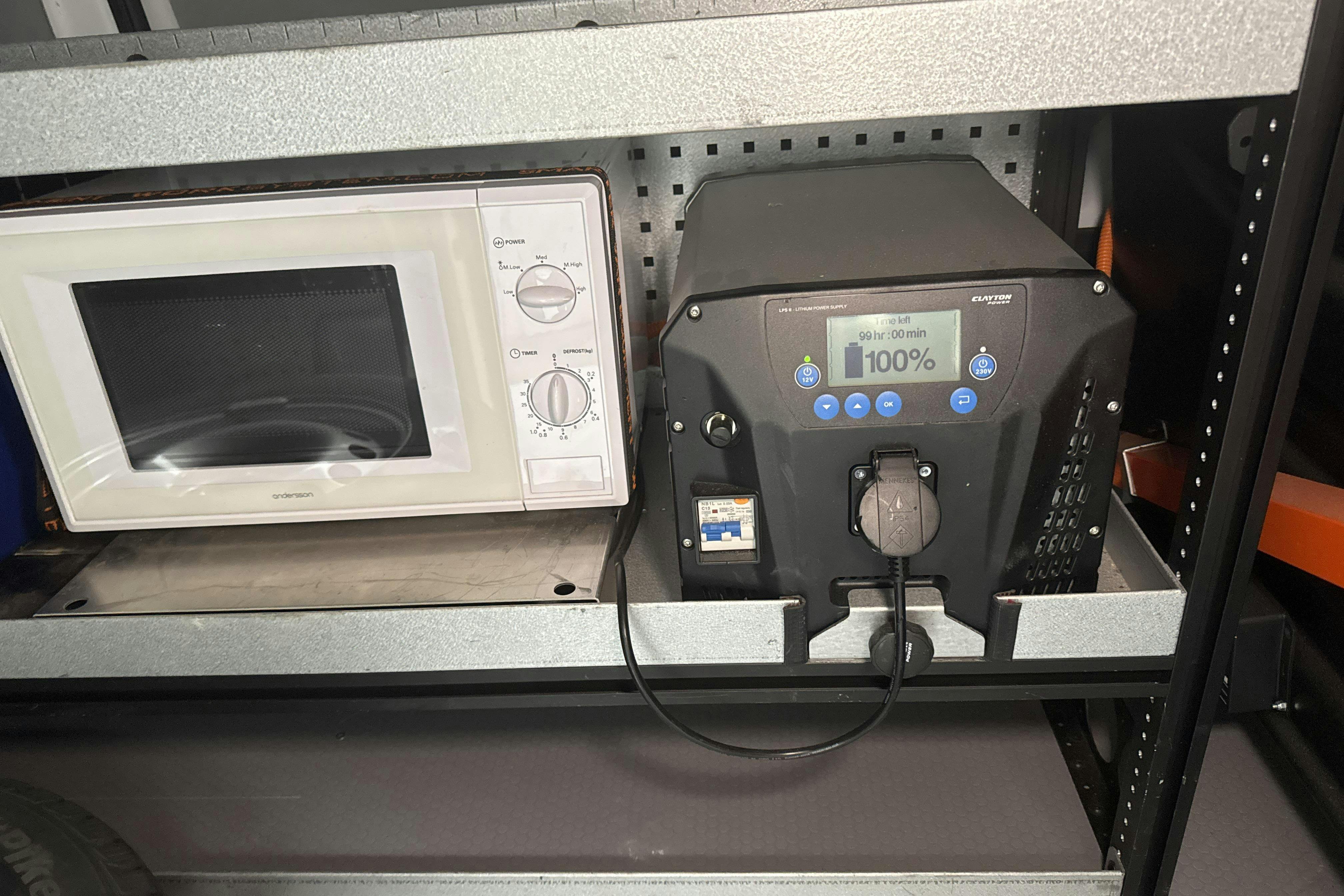 Vehicle Image 15