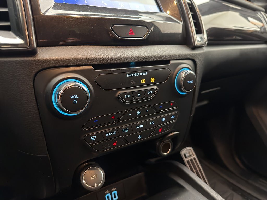 Vehicle Image 27