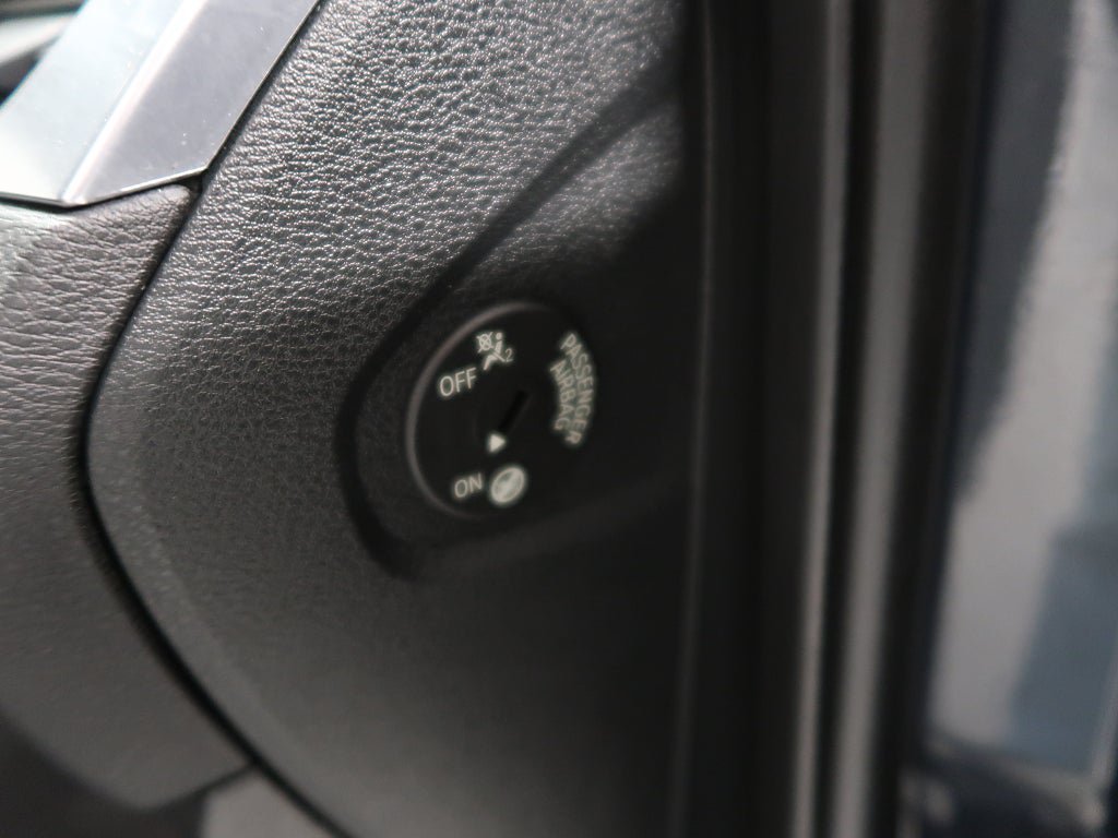 Vehicle Image 35