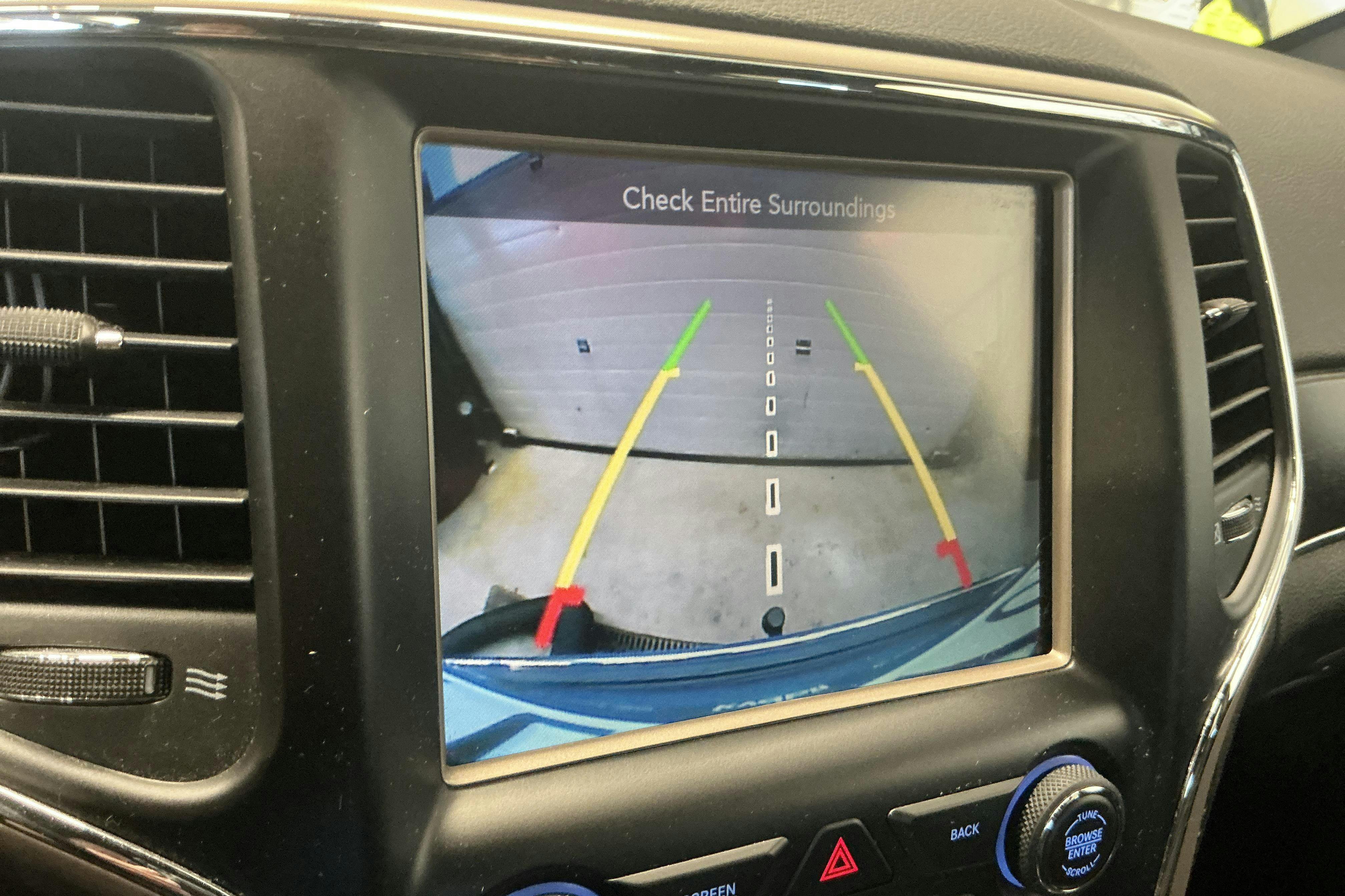 Vehicle Image 13