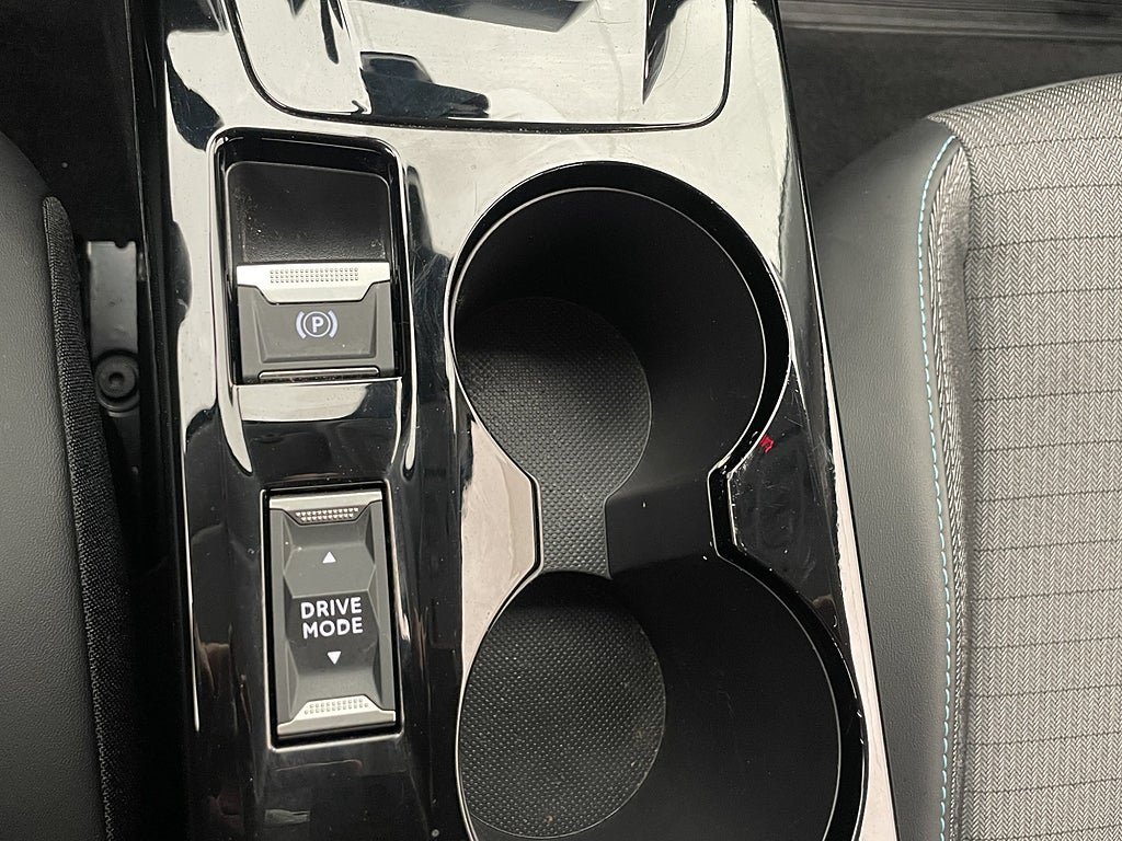Vehicle Image 27