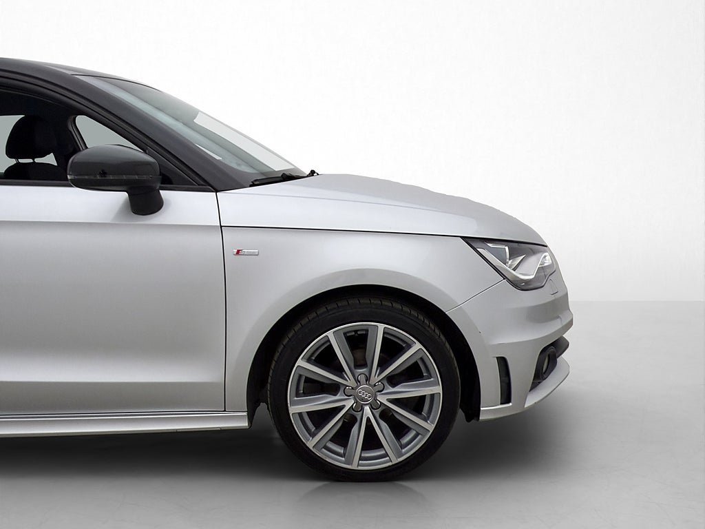 Vehicle Image 30