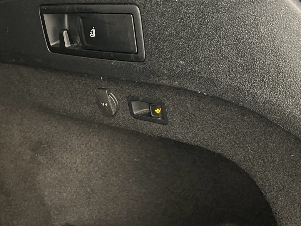Vehicle Image 27