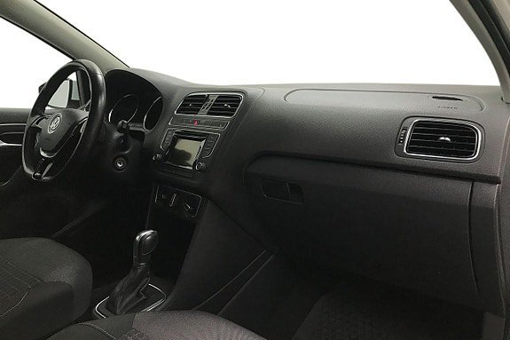 Vehicle Image 15