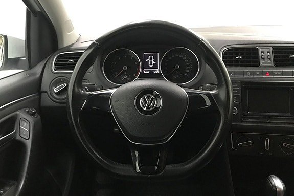 Vehicle Image 17